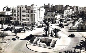 Sidi-bel-Abbes - Place Clemenceau et Monument aux Morts